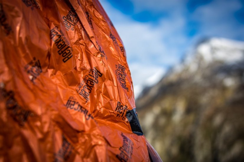 Blizzard Survival Blanket - termoizolační přikrývka / vak - Barva: ORANGE (oranžová)