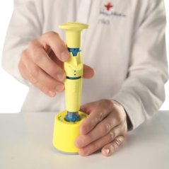 Přebíječ tréninkových IO jehel NIO Adult a NIO Pediatric