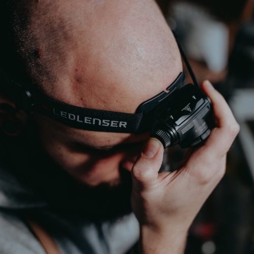LEDLENSER H5R CORE čelovka