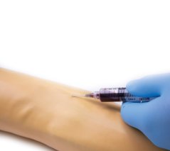 Model lidské paže pro trénink intravenózní kanylace